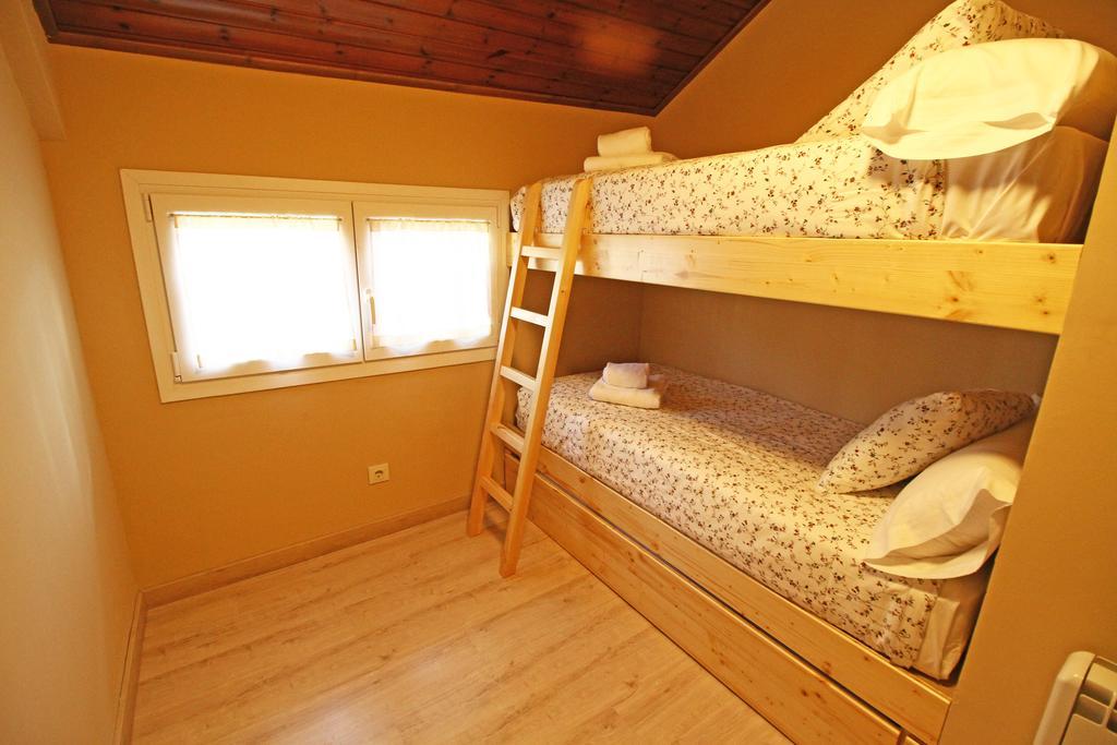 Apartamentos Snoe Mont Romies Salardú Екстериор снимка